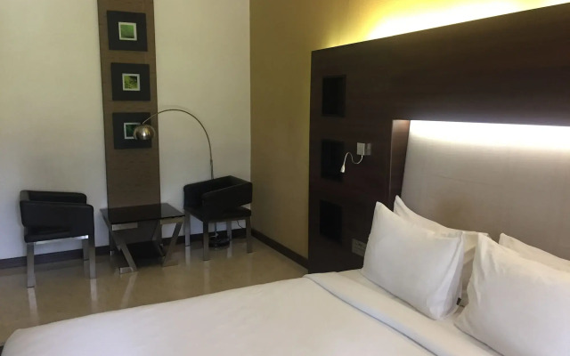 Flora Airport Hotel and Convention Centre Kochi