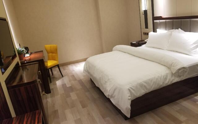 Metropolo  Liyang Pingling West Road Hotel