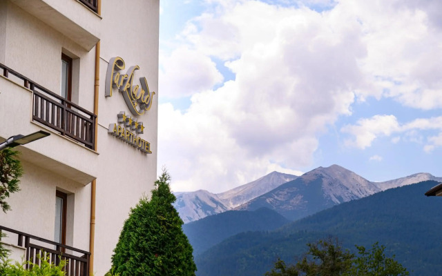 Parklands Hotel