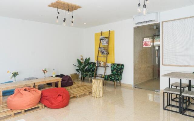 OYO 90121 Summer House Bed & Cafe