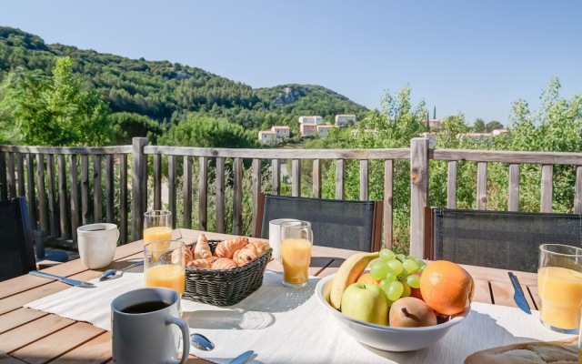 Modern Holiday Home With Dishwasher in the Ardèche Region