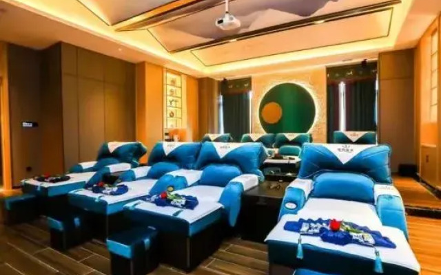 Hua Tai Phoenix Hotel