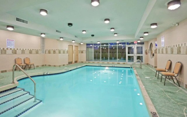 Holiday Inn Hotel & Suites Surrey East Cloverdale by IHG