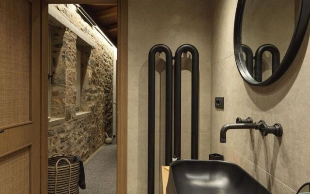 Athena Suite by Peliva Nature Suites