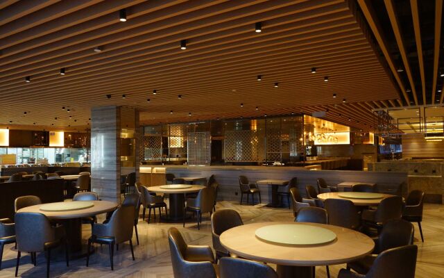 Yantai Meiya International Apt. Hotel
