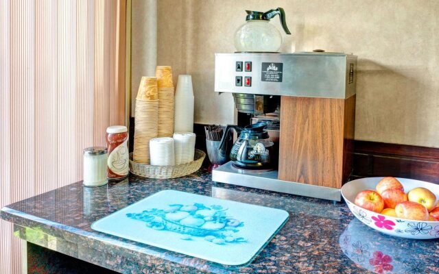 Knights Inn Kitchener