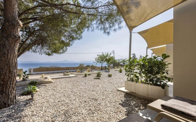 Aura Loutraki Villa