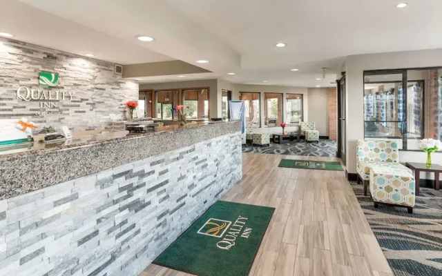 Baymont Inn and Suites Rochelle