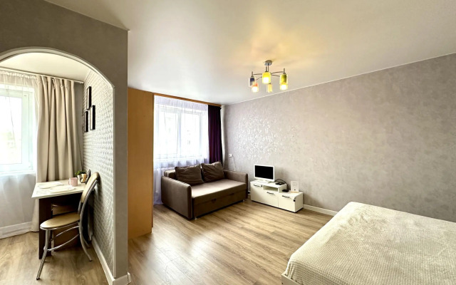 Compass на улице Республики 174