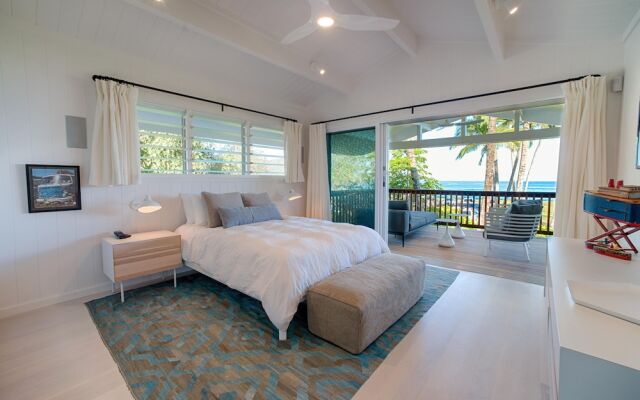 Hanalei Beach House 5 Bedroom Home by RedAwning