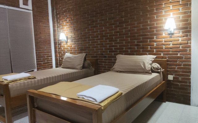 Genthong Homestay - Hostel – Guest Rooms – Borobudur