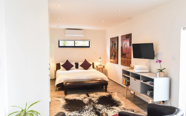 51 on Camps Bay Guest House