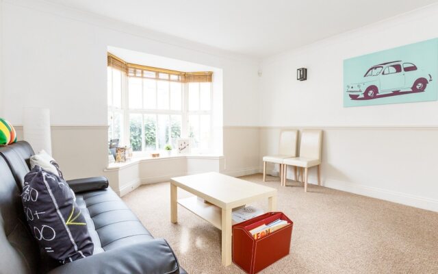 Amazing Detached House in Trendy Peckham Sleeps 6
