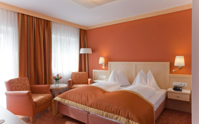 Romantik Hotel Die Gersberg Alm mit Panoramablick auf Salzburg