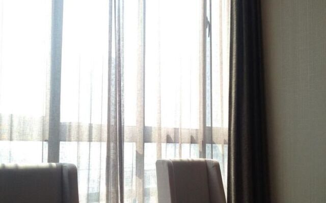 Yannian Huijing Hotel