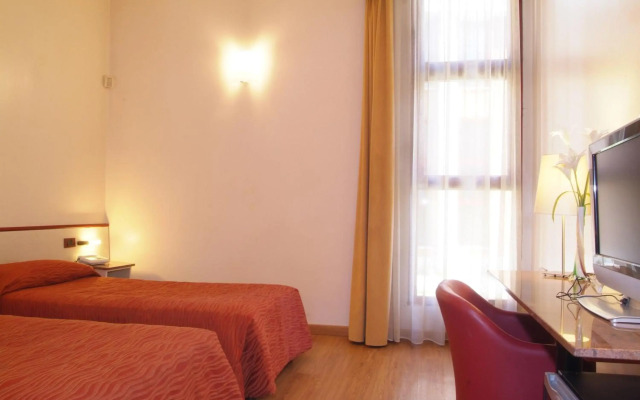 Hotel Maxim