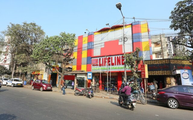 OYO 7742 The Hotel Marina