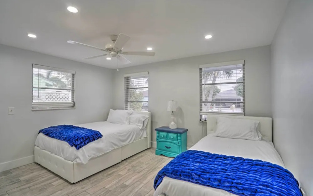 Waterfront Matlacha Home w/ Hot Tub & Grill!