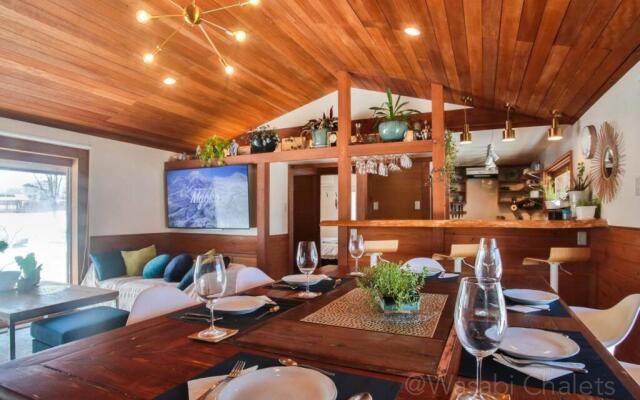 Boutique Chalet sleeps 10 - Wasabi Wonderland