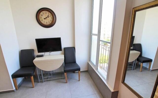 Arendalzrail Apartments -Rothschild St.8
