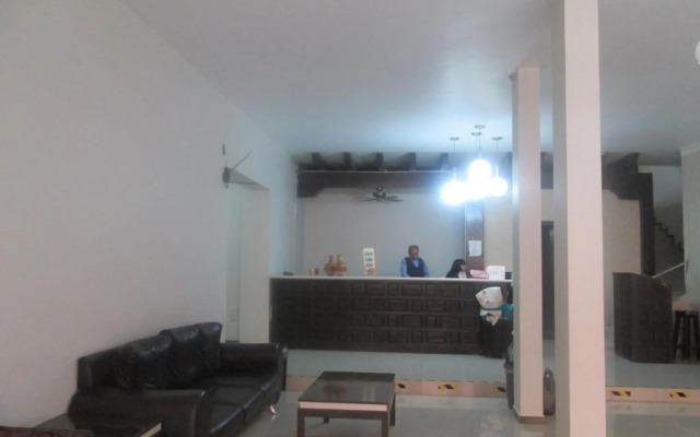 OYO Hotel Colón Express