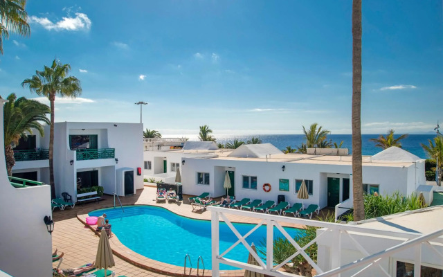 Rocas Blancas Apartments