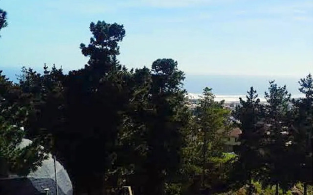 Lemudomos Lodge & Glamping