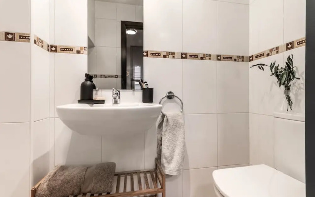 Taracea - 4 Bedrooms in Almagro