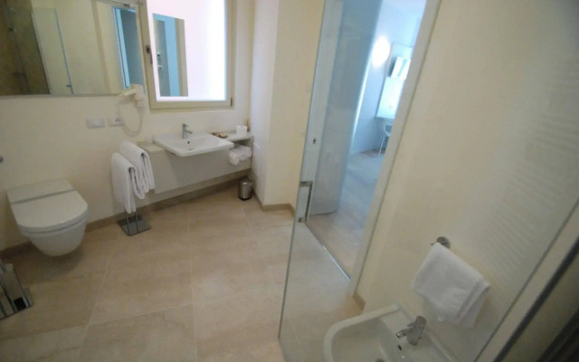 Aromi Piccolo Hotel