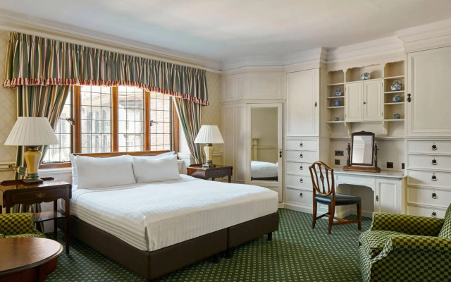 Hanbury Manor Marriott Hotel & Country Club