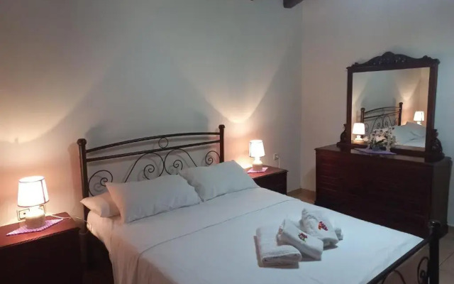 Emilio Village House