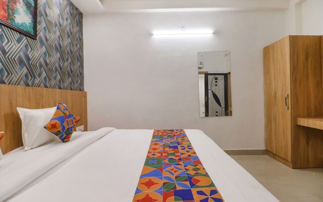 Fabexpress Rainbow Villa