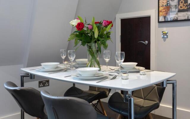 Luxury Central City of London Apartments