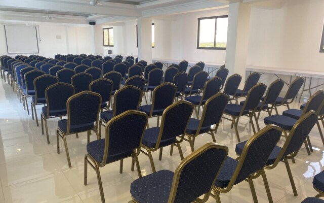 Diani Palm Resort & Apartments