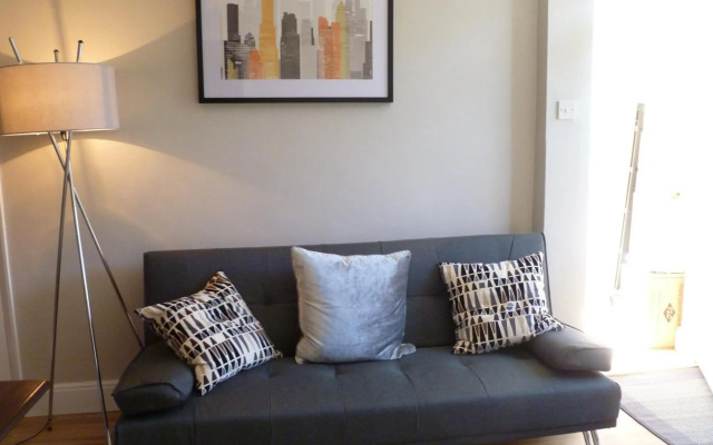 Cosy and Peaceful Maisonette with Terrace, Kidderminster