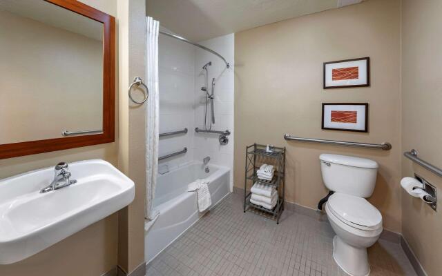 Comfort Inn & Suites Ventura Beach