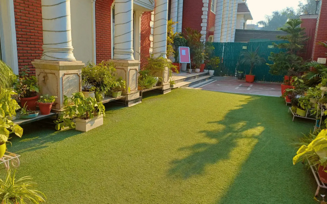 Hotel Cymbal ( sector 31 Gurgaon)