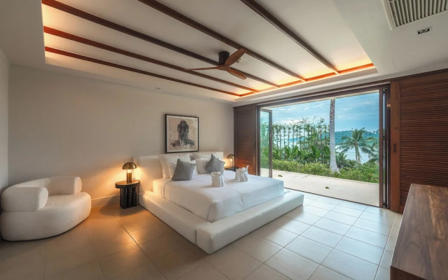 Sunrise 7BR Luxe Villa Sea View V151