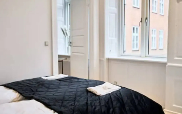 Stunning 2br in the Heart of CPH