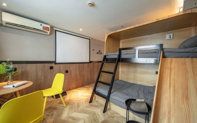 Iforest Hotel (Shanghai Hongkou Football Stadium)