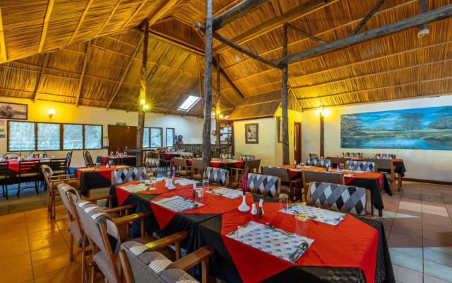 Sentrim Mara Game Lodge