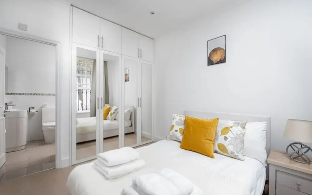 Anderson Street by CAPITAL