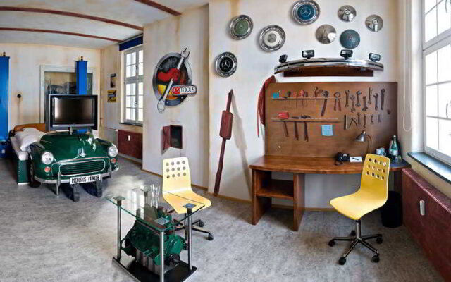 V8 Hotel Classic Motorworld Region Stuttgart