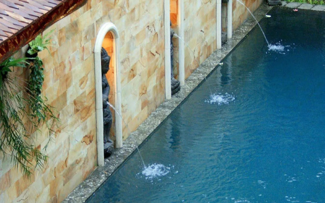 Taman Ayu Legian Hotel