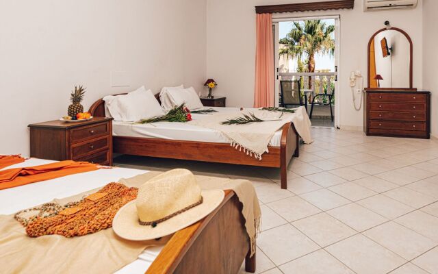 Dinos Hotel