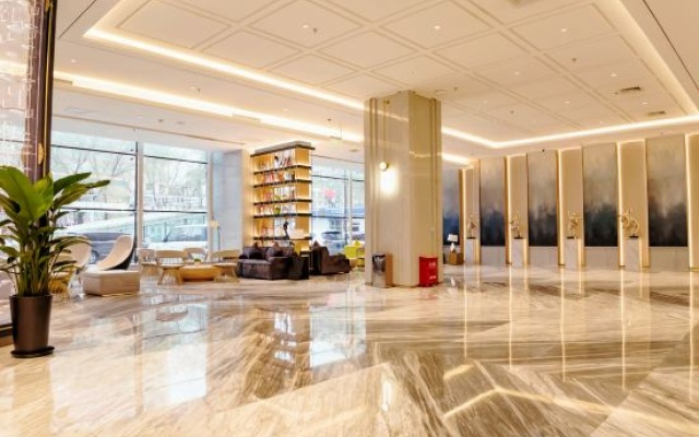 Urumqi Zhejiang North Hotel (Furunde Shopping Center Xinjiang Ancient Ecological Park Store)