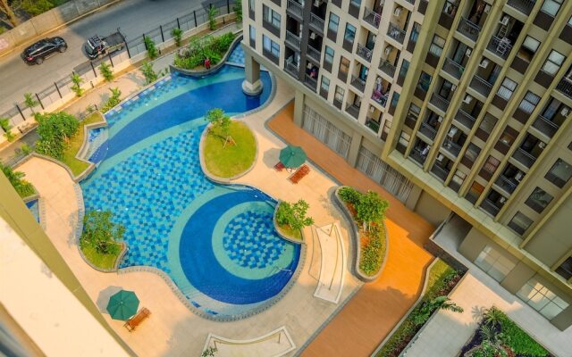 Fully Furnished And Cozy 2Br At Transpark Cibubur Apartment