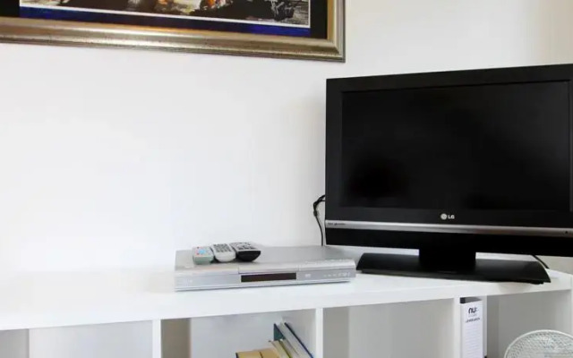 Wimbledon Sports Apartment