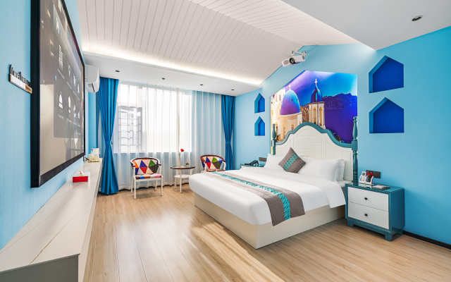 Xi'an Qingya Hotel (Qujing North Railway Station)