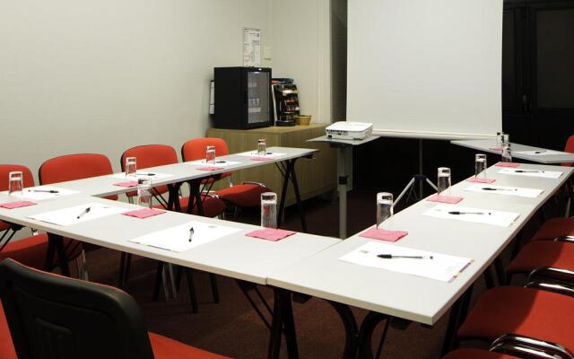 Matabi Hotel Toulouse Gare by HappyCulture